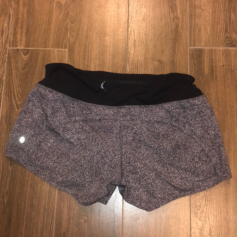 Size 6 lululemon speckled shorts